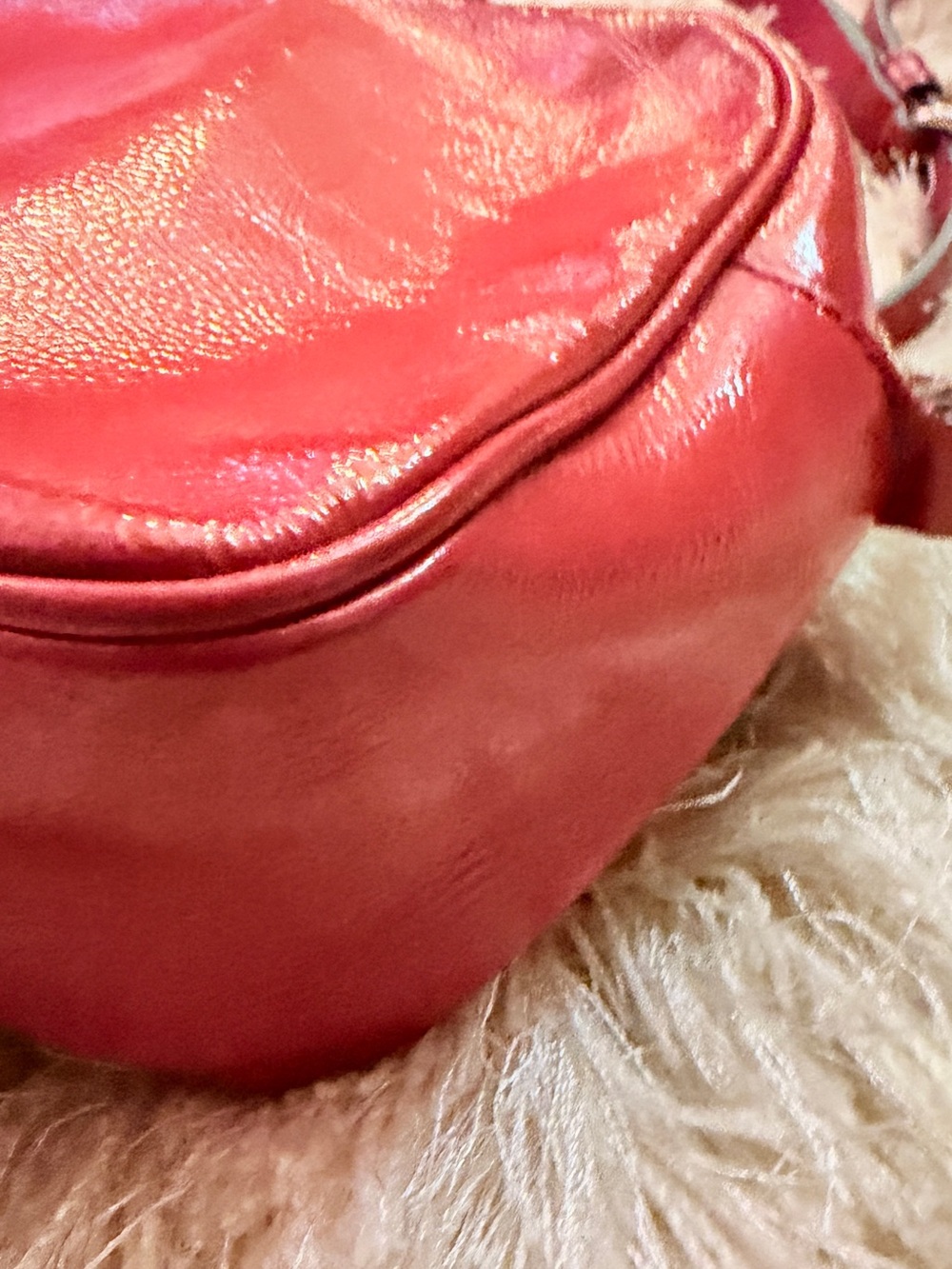 Gucci SOHO Patent Leather CRANBERRY/Red Crossbody Bag - Picture 12 of 13